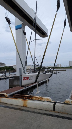 boat lifting